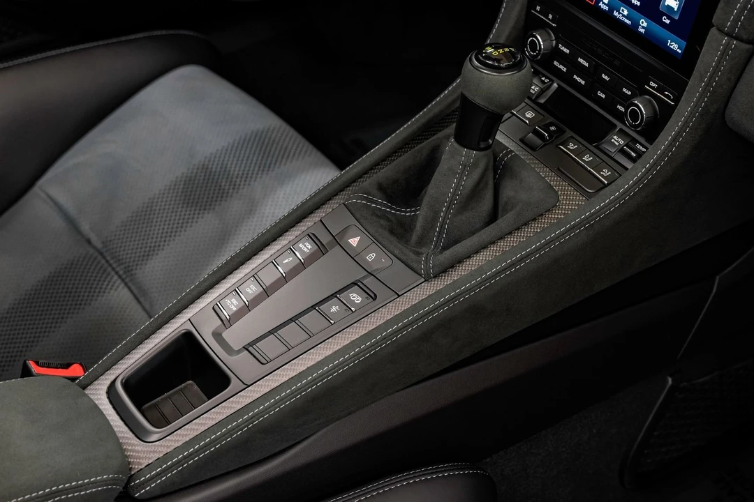 2024 Porsche 718 Boxster Spyder RS - Image 27 of 31
