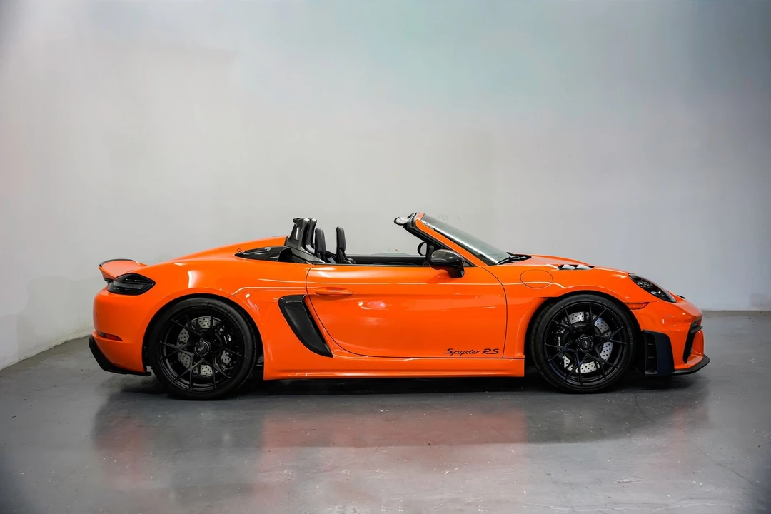 2024 Porsche 718 Boxster Spyder RS - Image 2 of 31
