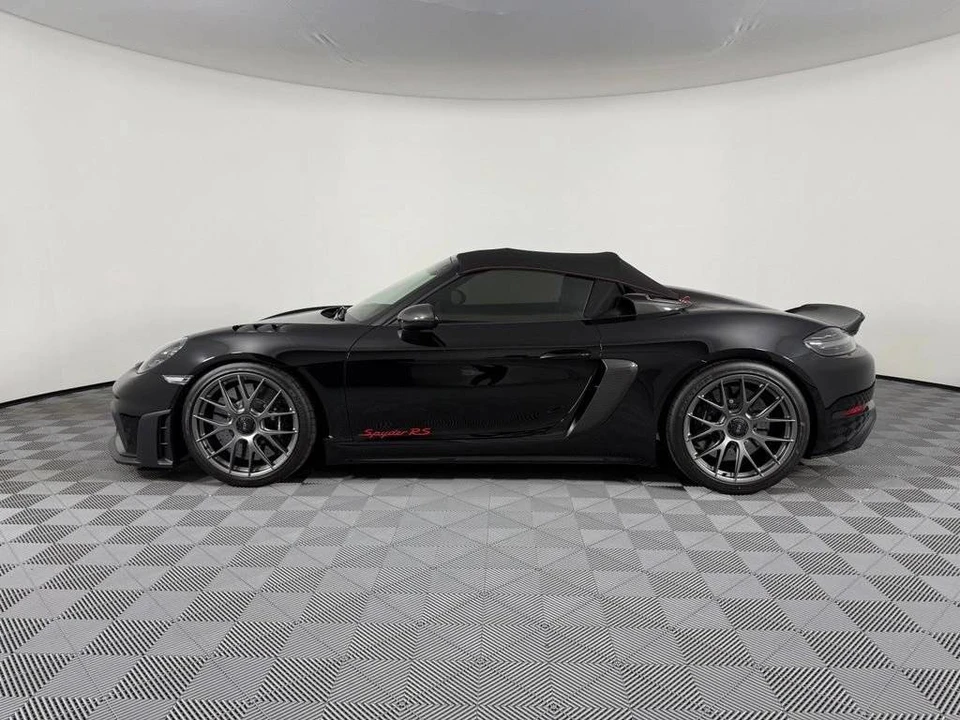 2024 Porsche 718 Boxster Spyder RS - Image 2 of 4