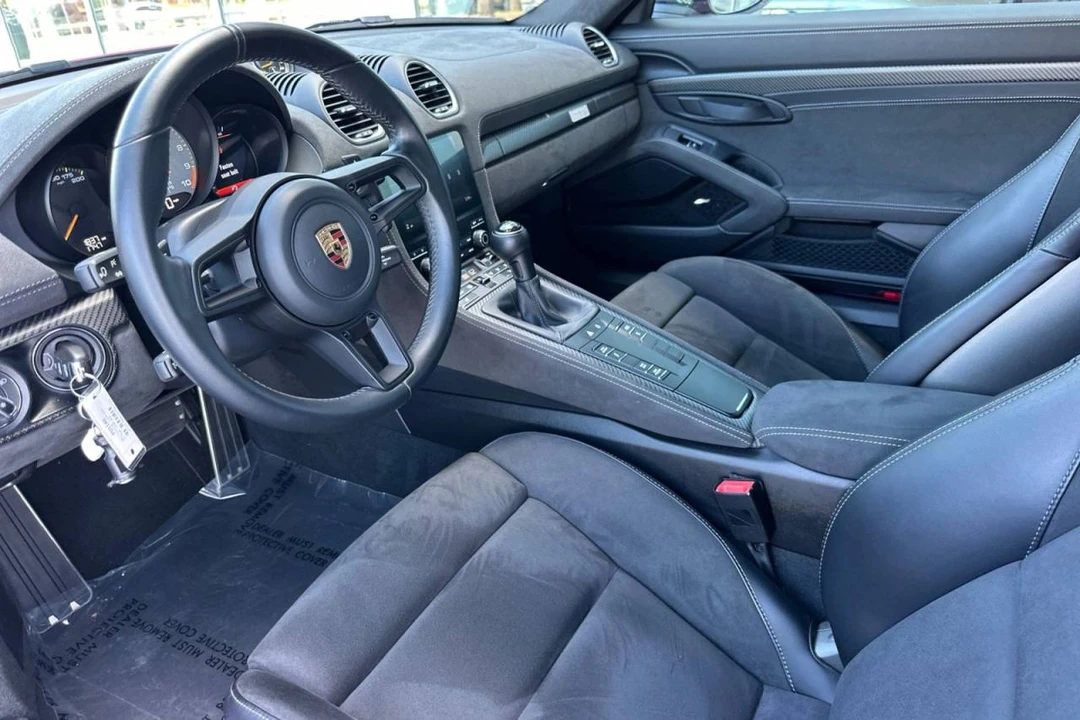 2024 Porsche 718 Boxster Spyder RS - Image 4 of 4