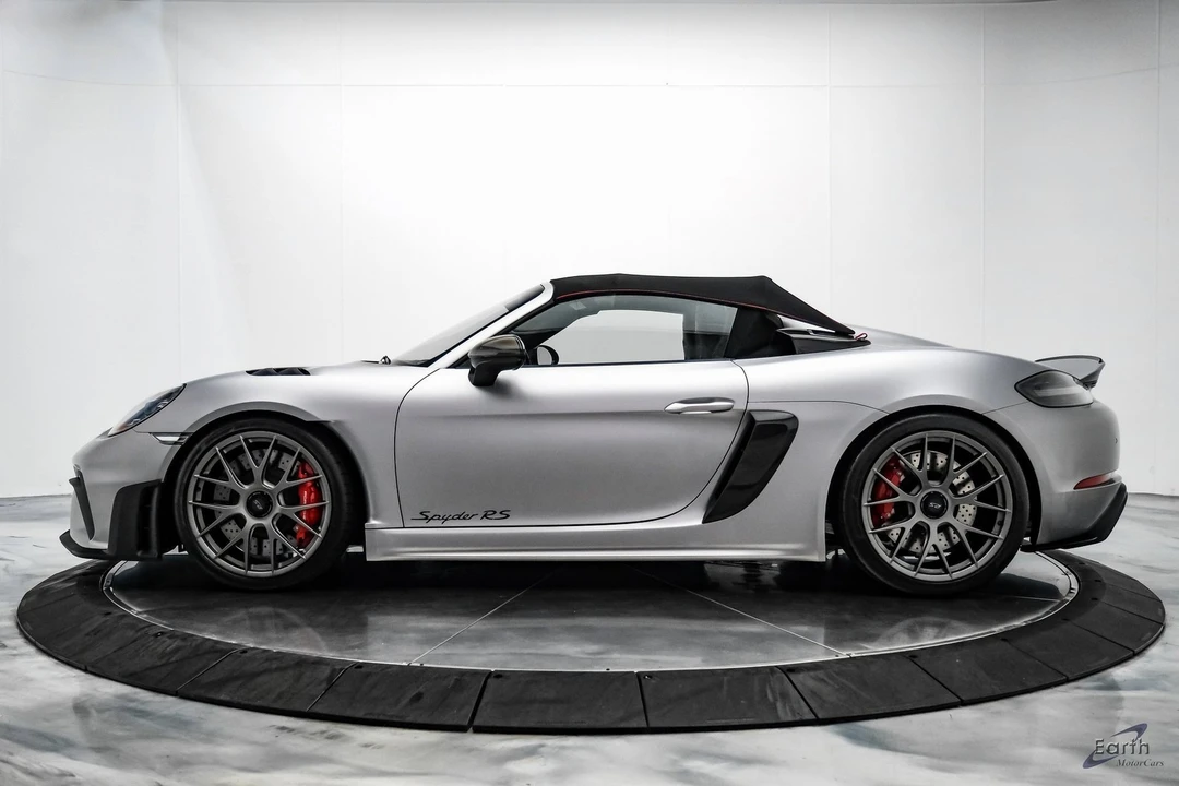 2024 Porsche 718 Boxster Spyder RS - Image 7 of 12