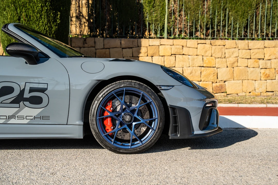 2024 Porsche 718 Boxster Spyder RS - Image 14 of 31