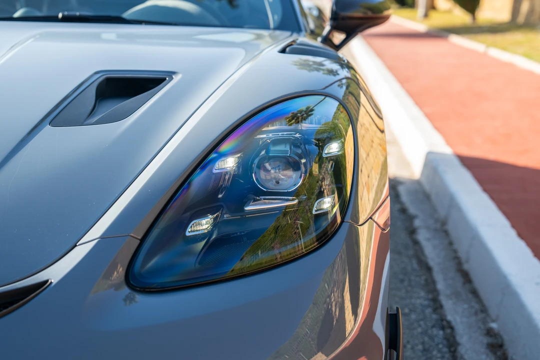 2024 Porsche 718 Boxster Spyder RS - Image 25 of 31