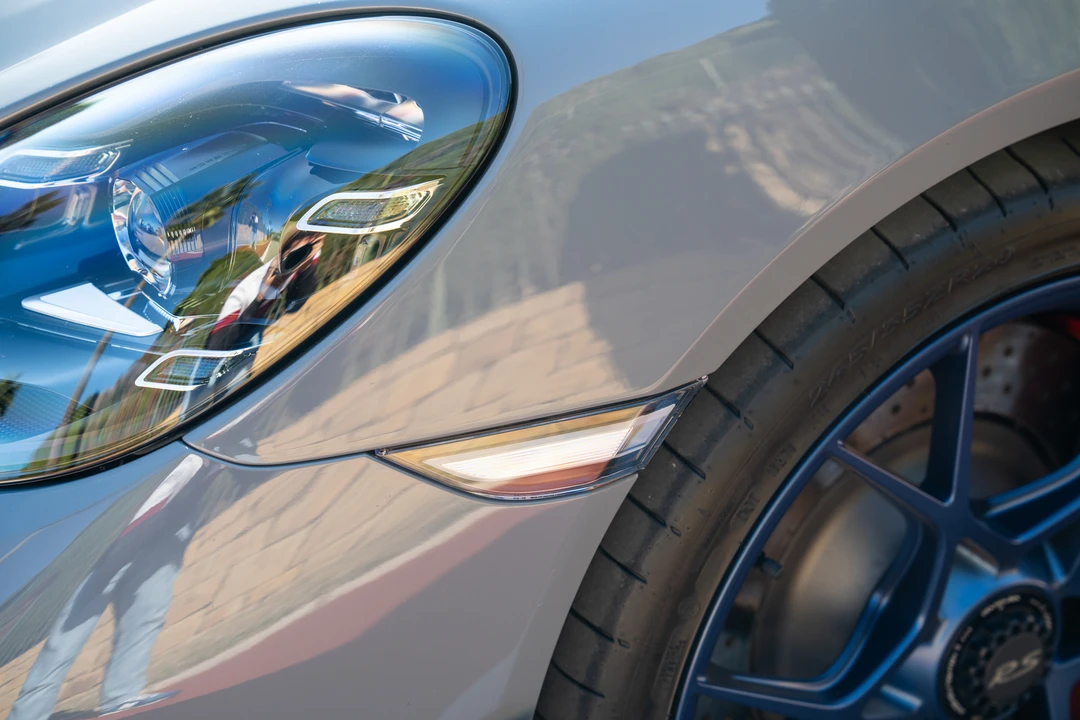 2024 Porsche 718 Boxster Spyder RS - Image 28 of 31