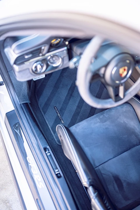 2024 Porsche - Image 11 of 19