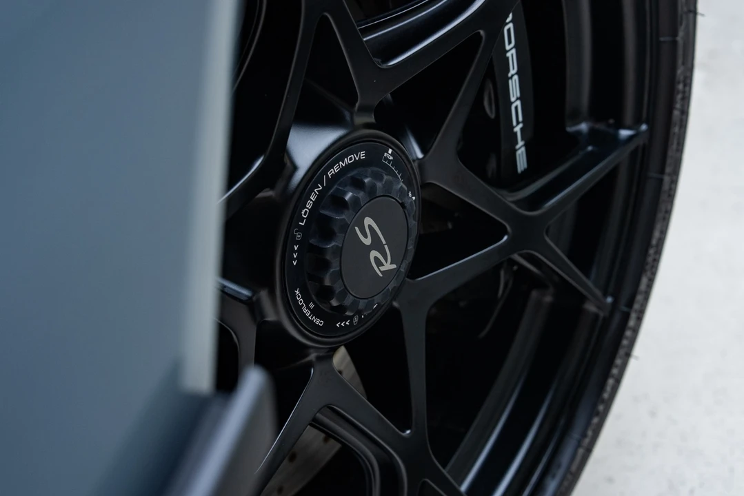 2024 Porsche - Image 22 of 31