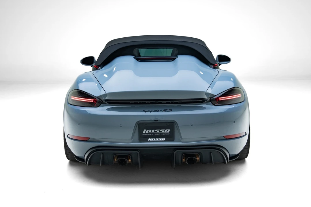 2024 Porsche - Image 29 of 31