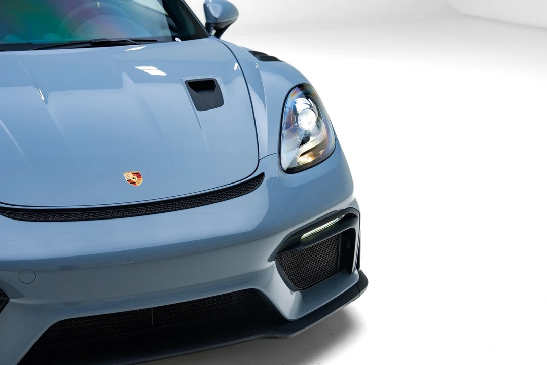2024 Porsche - Image 10 of 31