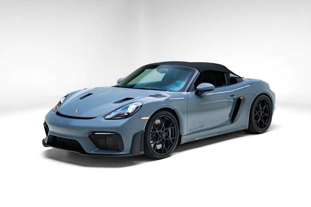 2024 Porsche - Image 6 of 31