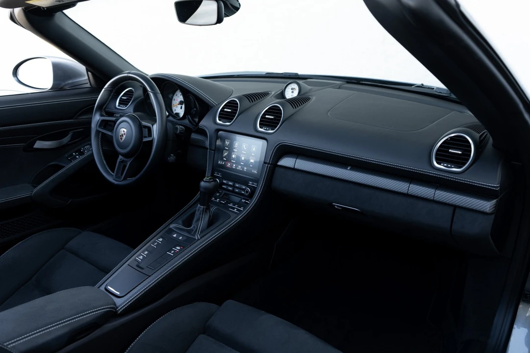 2024 Porsche 718 Boxster Spyder RS - Image 15 of 21