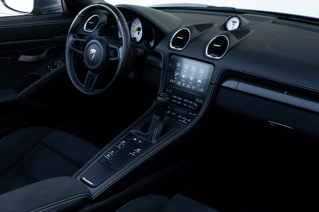 2024 Porsche 718 Boxster Spyder RS - Image 17 of 21