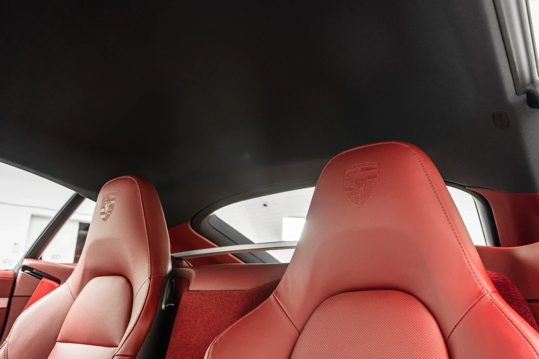 2024 Porsche 718 Cayman - Image 18 of 21