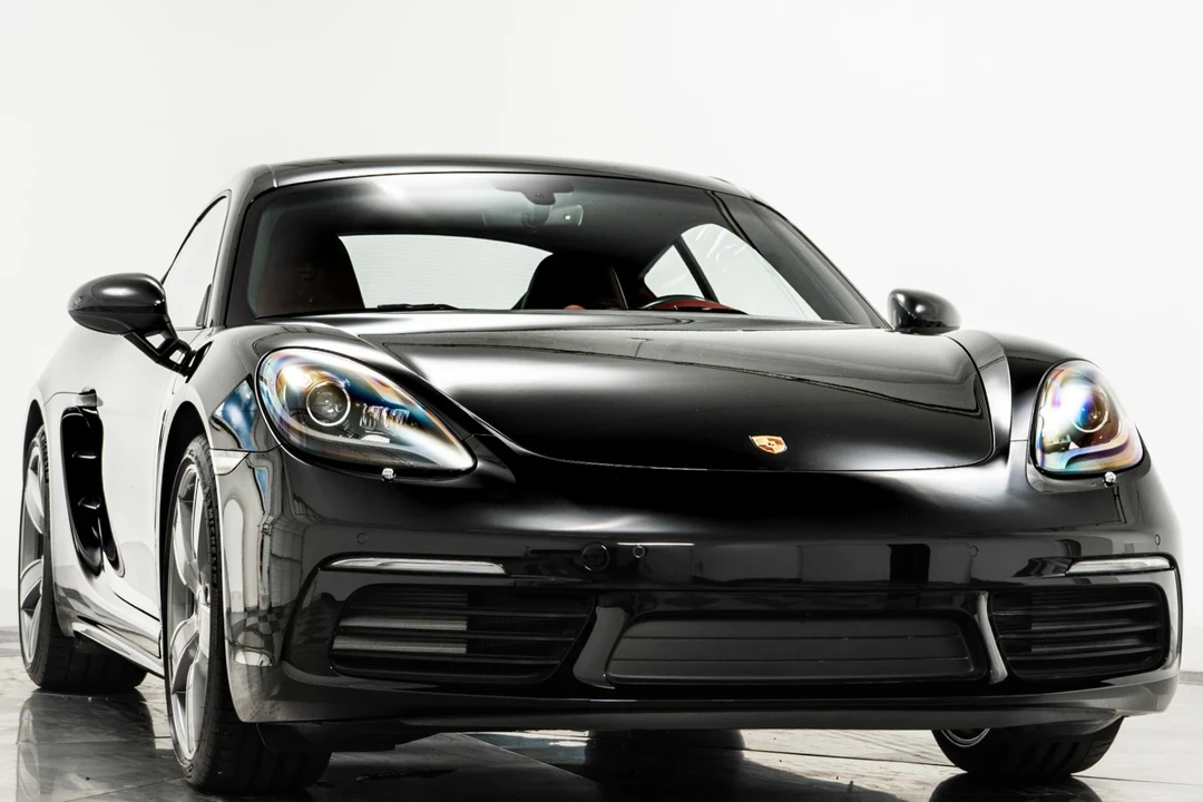 2024 Porsche 718 Cayman - Image 3 of 12