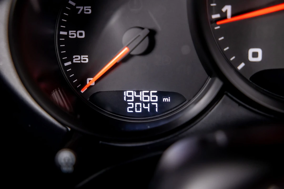 2024 Porsche 718 Cayman - Image 12 of 21