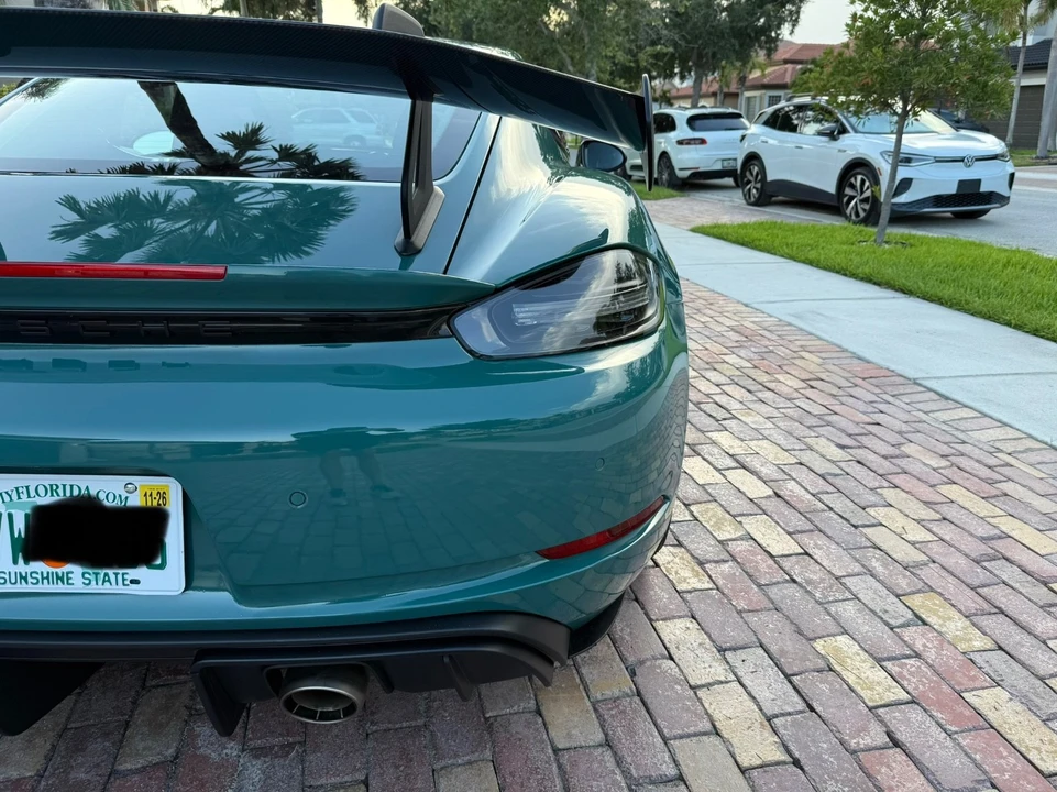 2024 Porsche 718 Cayman GT4 RS - Image 14 of 31