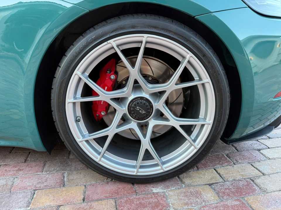 2024 Porsche 718 Cayman GT4 RS - Image 23 of 31