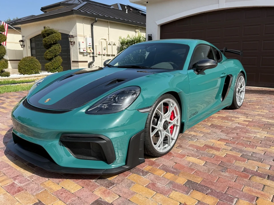 2024 Porsche 718 Cayman GT4 RS - Image 2 of 31