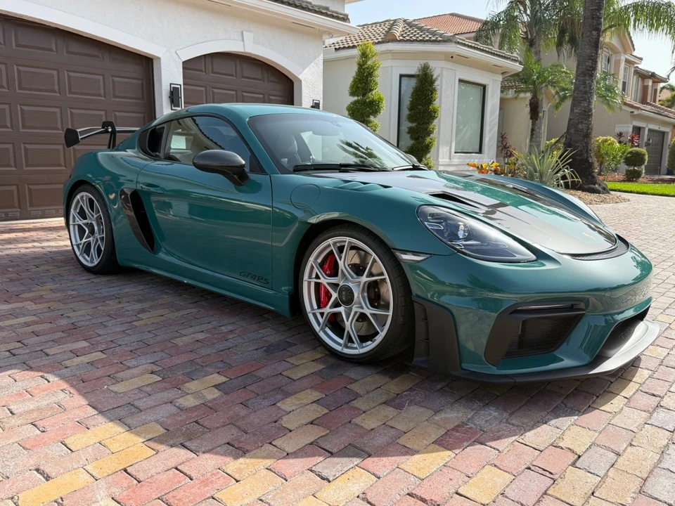 2024 Porsche 718 Cayman GT4 RS - Image 3 of 31