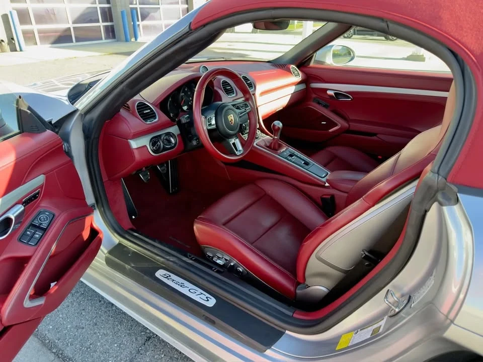 2024 Porsche 718 Boxster - Image 10 of 13