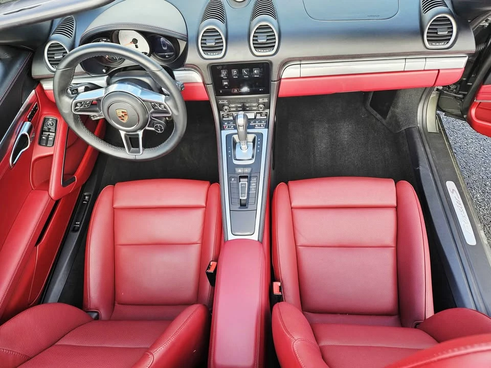 2024 Porsche 718 Boxster S - Image 12 of 16