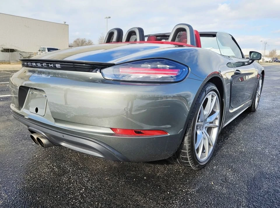 2024 Porsche 718 Boxster S - Image 3 of 16