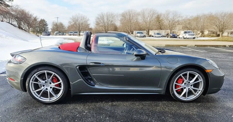 2024 Porsche 718 Boxster S - Image 2 of 16