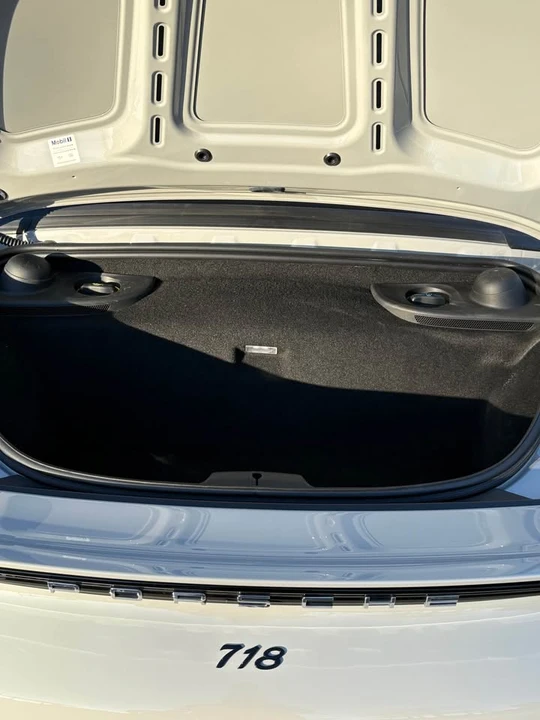 2024 Porsche 718 Boxster - Image 15 of 20