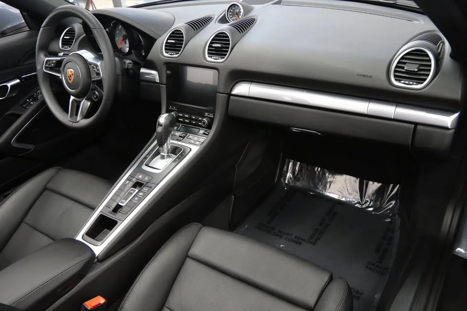 2024 Porsche 718 Boxster S - Image 10 of 15