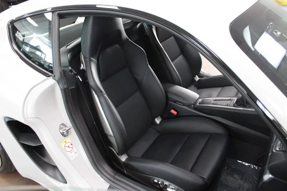 2024 Porsche 718 Cayman - Image 11 of 19