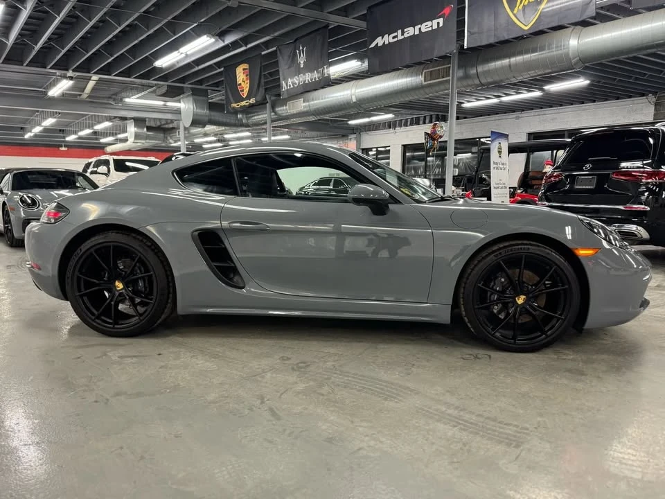 2024 Porsche 718 Cayman - Image 10 of 20