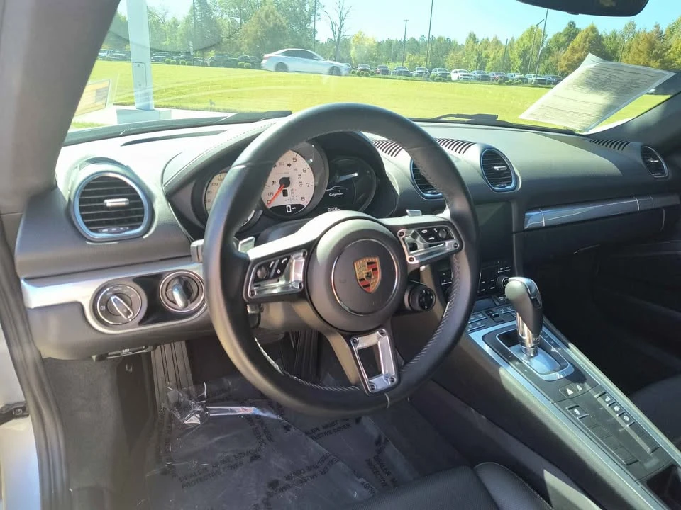2024 Porsche 718 Cayman - Image 4 of 4
