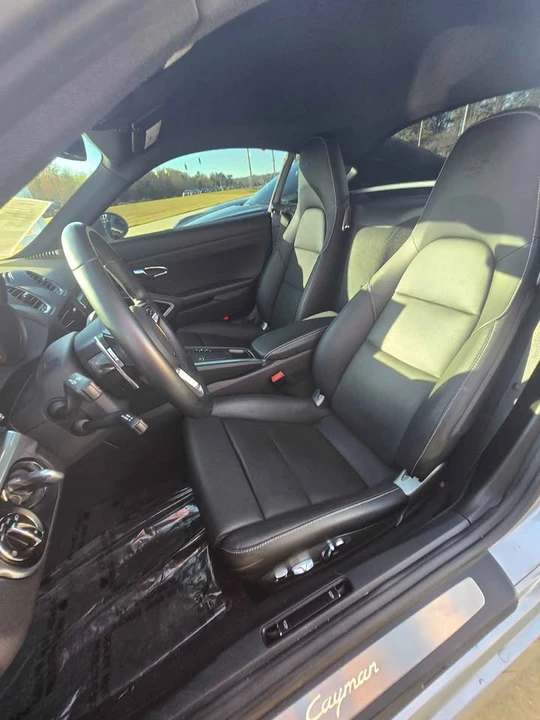 2024 Porsche 718 Cayman - Image 9 of 12