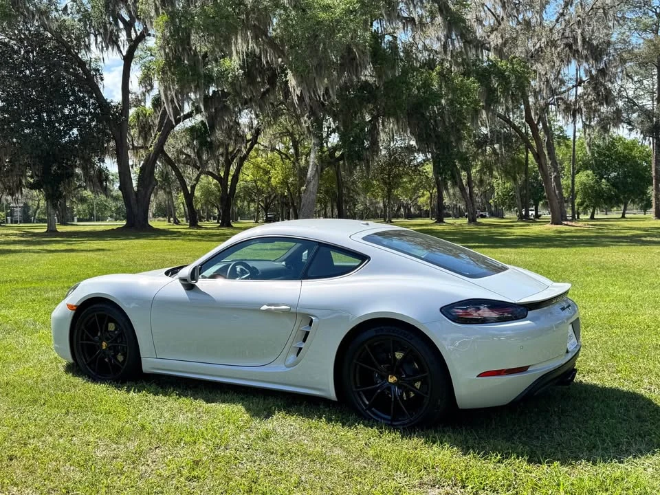 2024 Porsche 718 Cayman - Image 4 of 4