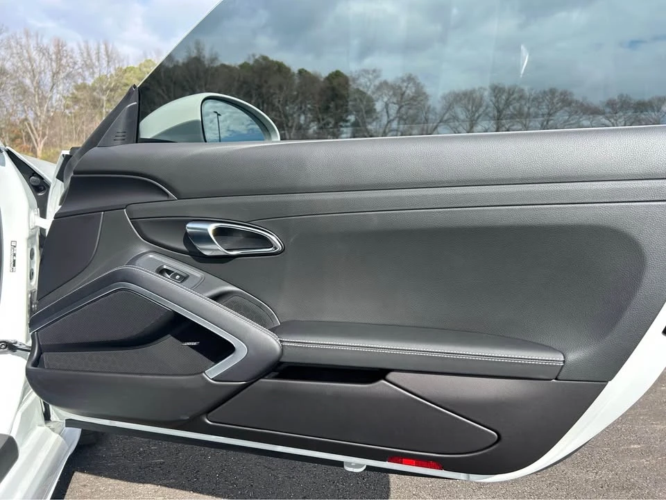 2024 Porsche 718 Cayman - Image 15 of 20