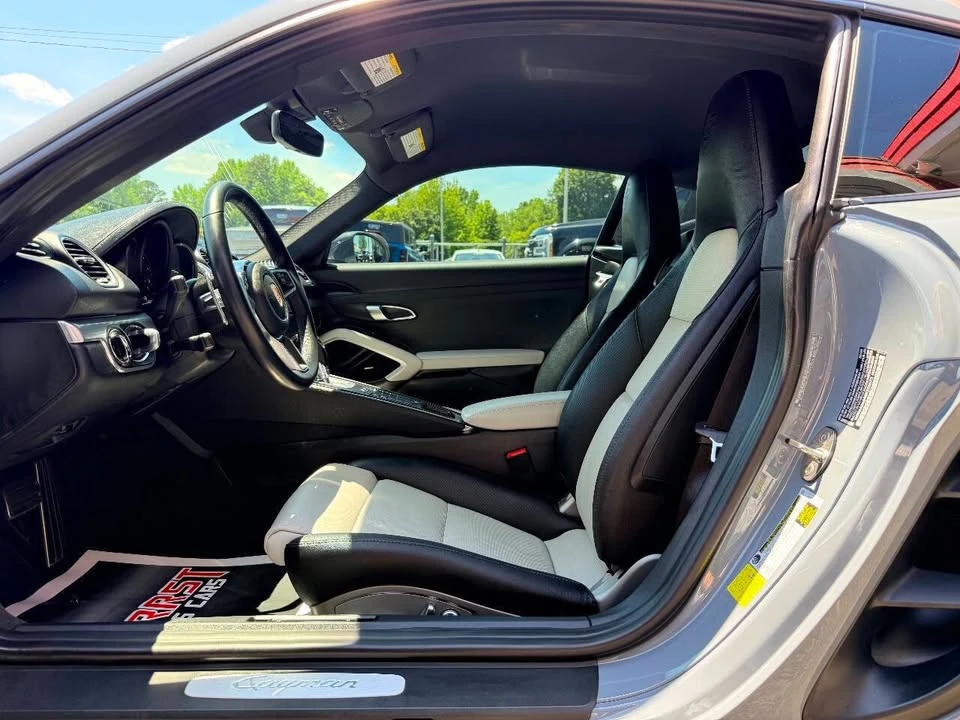 2024 Porsche 718 Cayman - Image 8 of 13