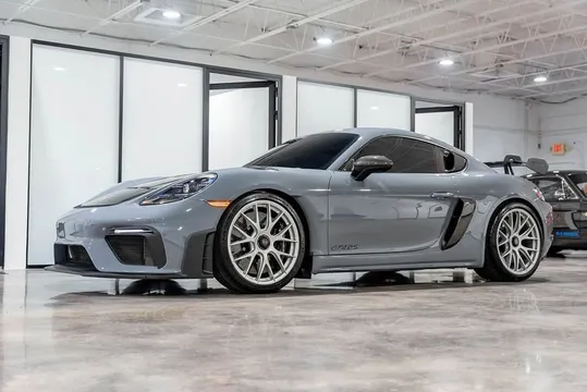 2024 Porsche 718 Cayman GT4 RS