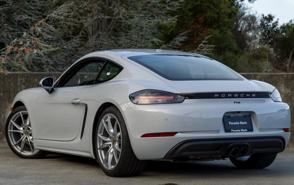 2024 Porsche 718 Cayman - Image 4 of 9