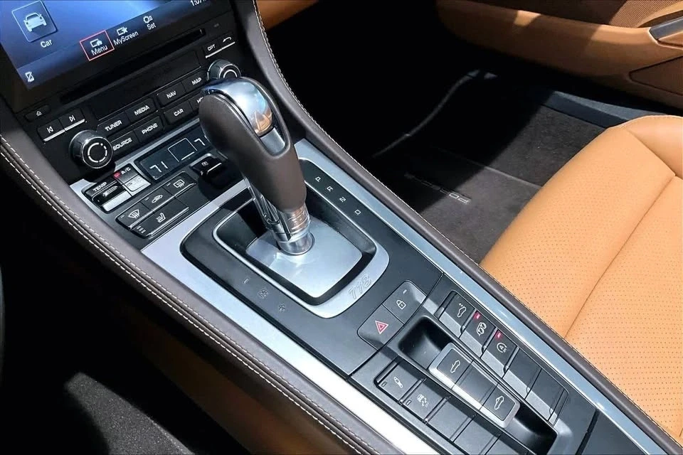2024 Porsche 718 Boxster S - Image 16 of 20