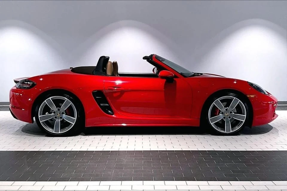 2024 Porsche 718 Boxster S - Image 8 of 20