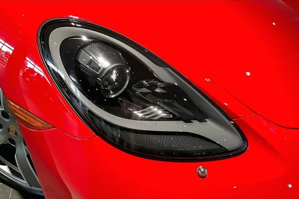 2024 Porsche 718 Boxster S - Image 12 of 20