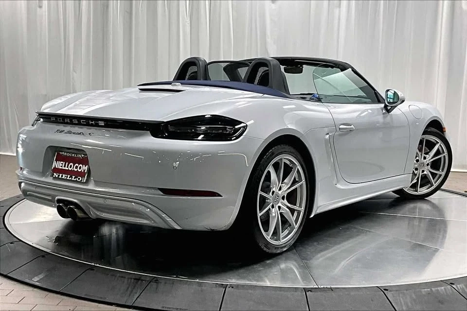 2024 Porsche 718 Boxster S - Image 7 of 20