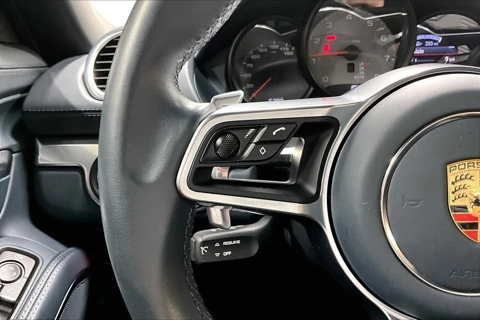 2024 Porsche 718 Boxster S - Image 17 of 20
