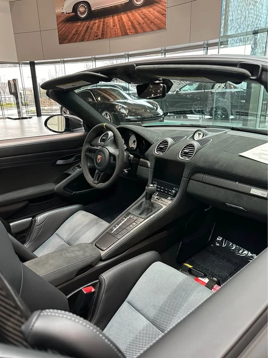 2024 Porsche 718 Boxster Spyder RS - Image 8 of 10