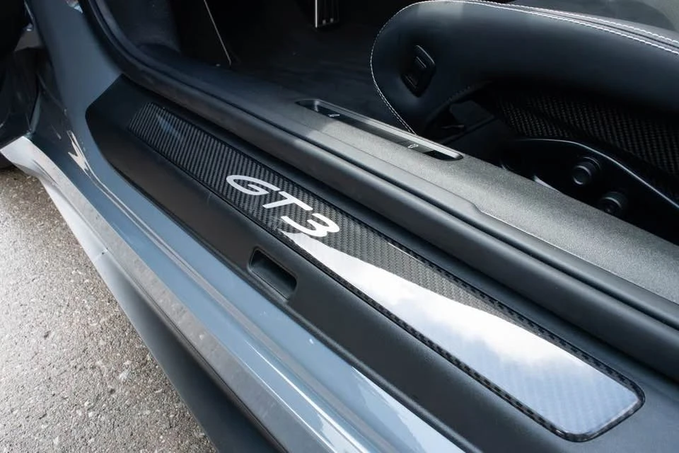 2024 Porsche 992 Carrera - Image 15 of 17