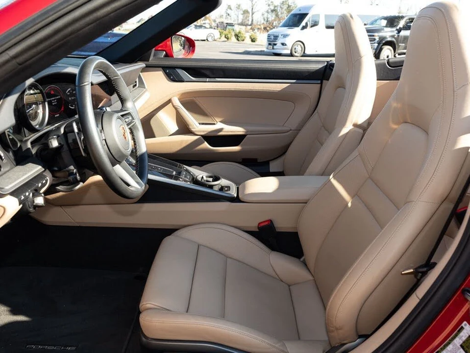 2024 Porsche 992 Carrera S - Image 24 of 31