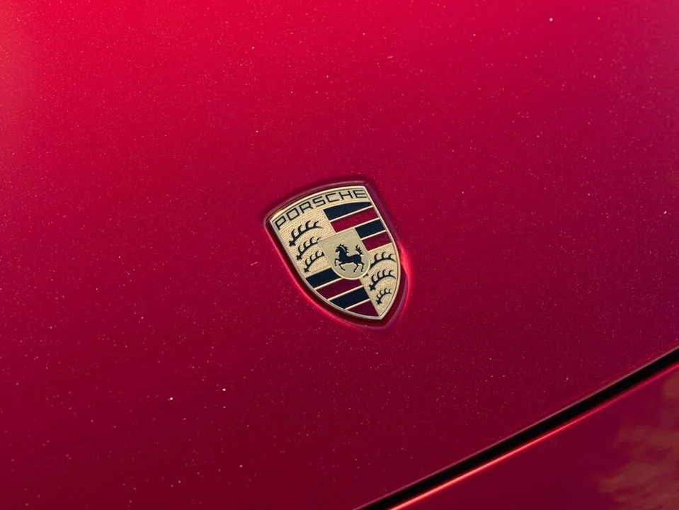 2024 Porsche 992 Carrera S - Image 17 of 31