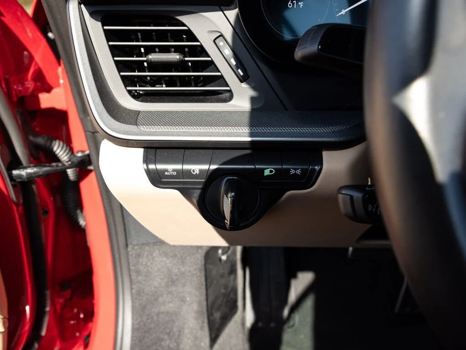 2024 Porsche 992 Carrera S - Image 27 of 31