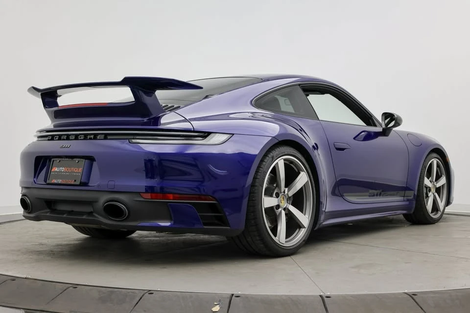 2024 Porsche 992 Carrera - Image 12 of 20
