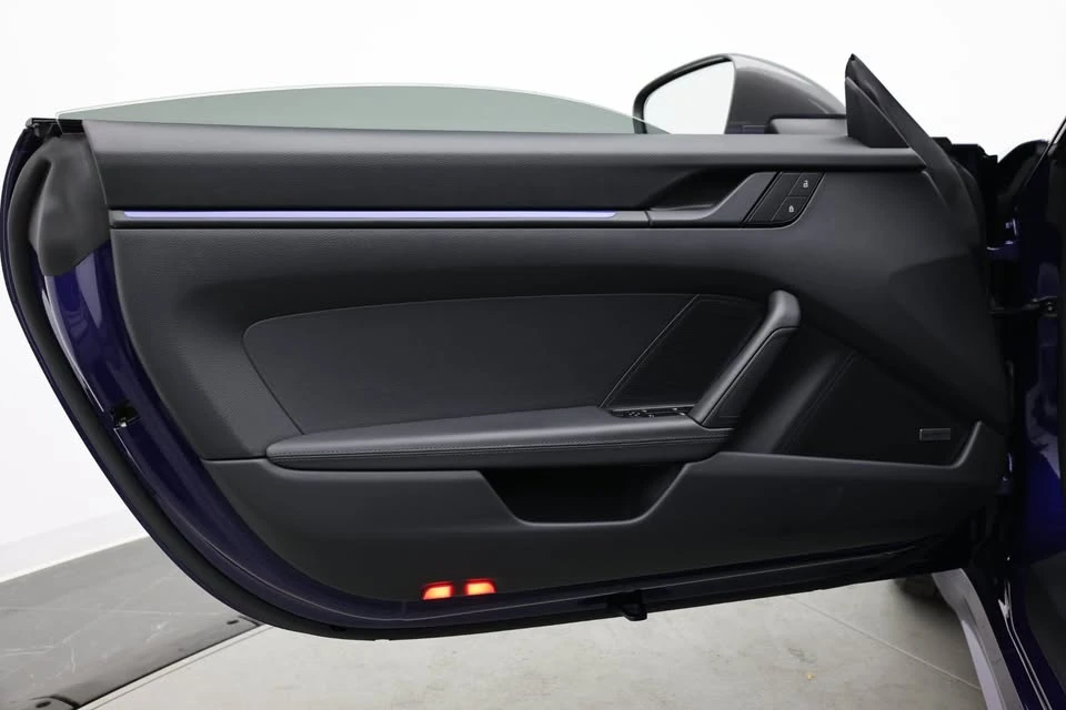 2024 Porsche 992 Carrera - Image 17 of 20