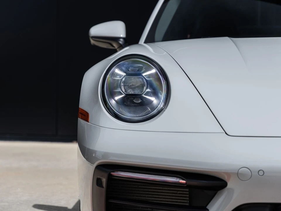 2024 Porsche 992 Carrera 4S - Image 21 of 31